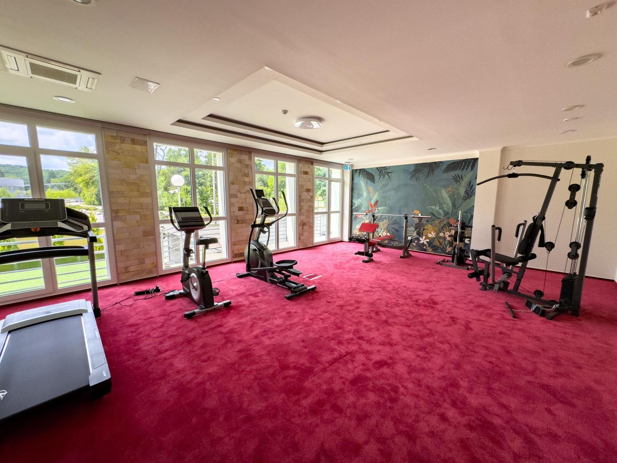 Hotel Aurora ميسكولك المظهر الخارجي الصورة
