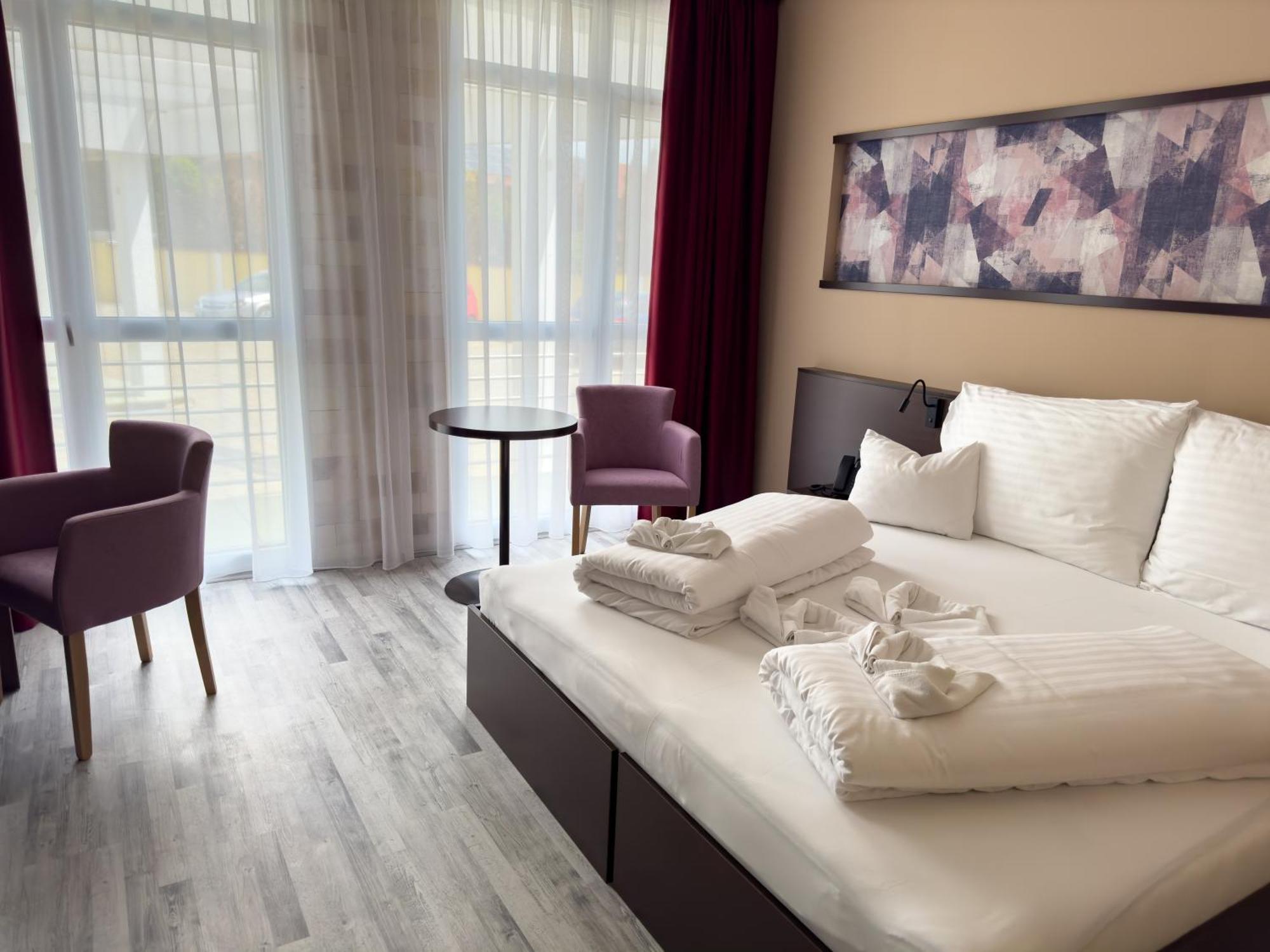 Hotel Aurora ميسكولك المظهر الخارجي الصورة
